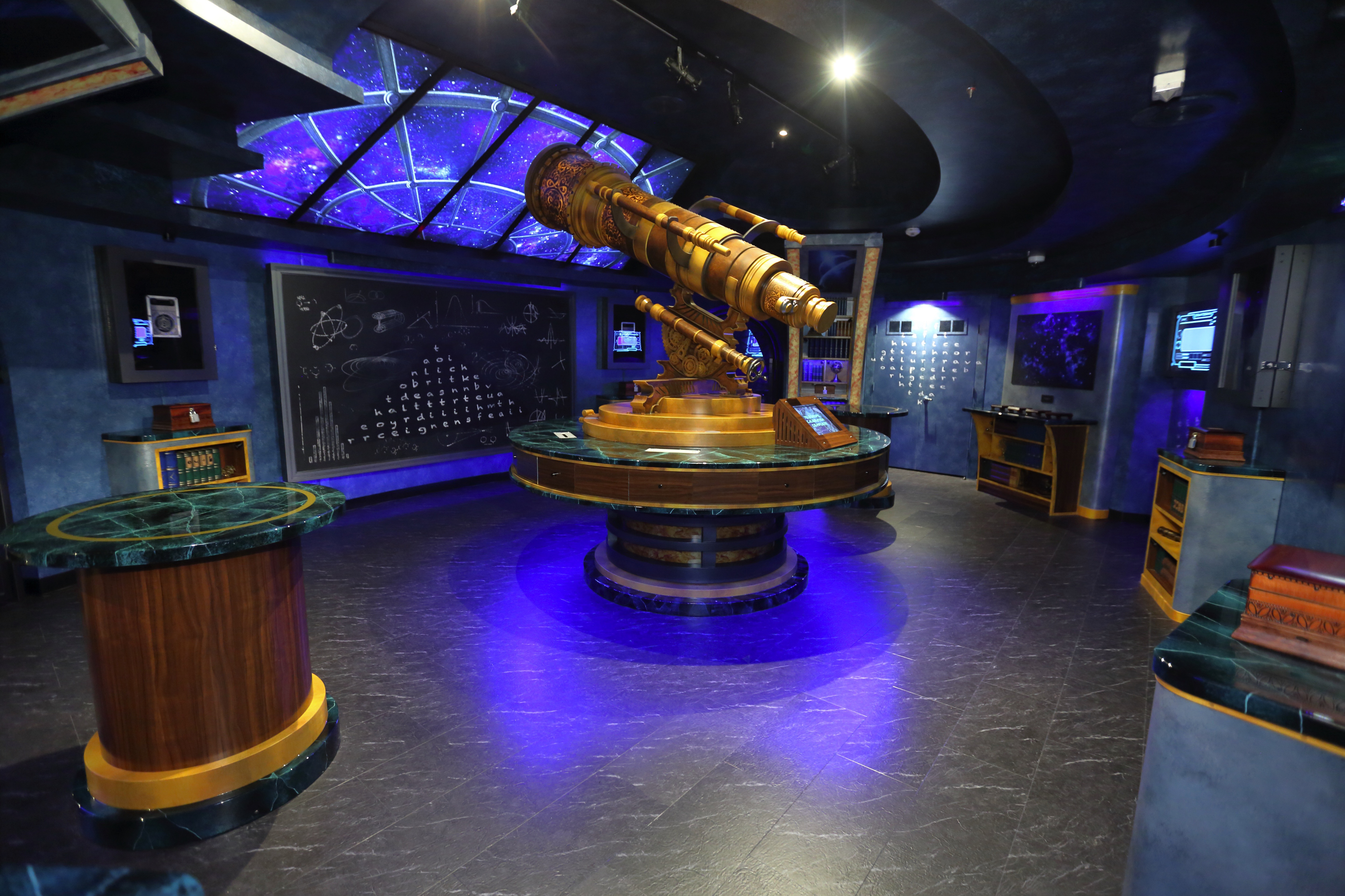 Mariner of the Seas - Royal Escape Room℠: The Observatorium